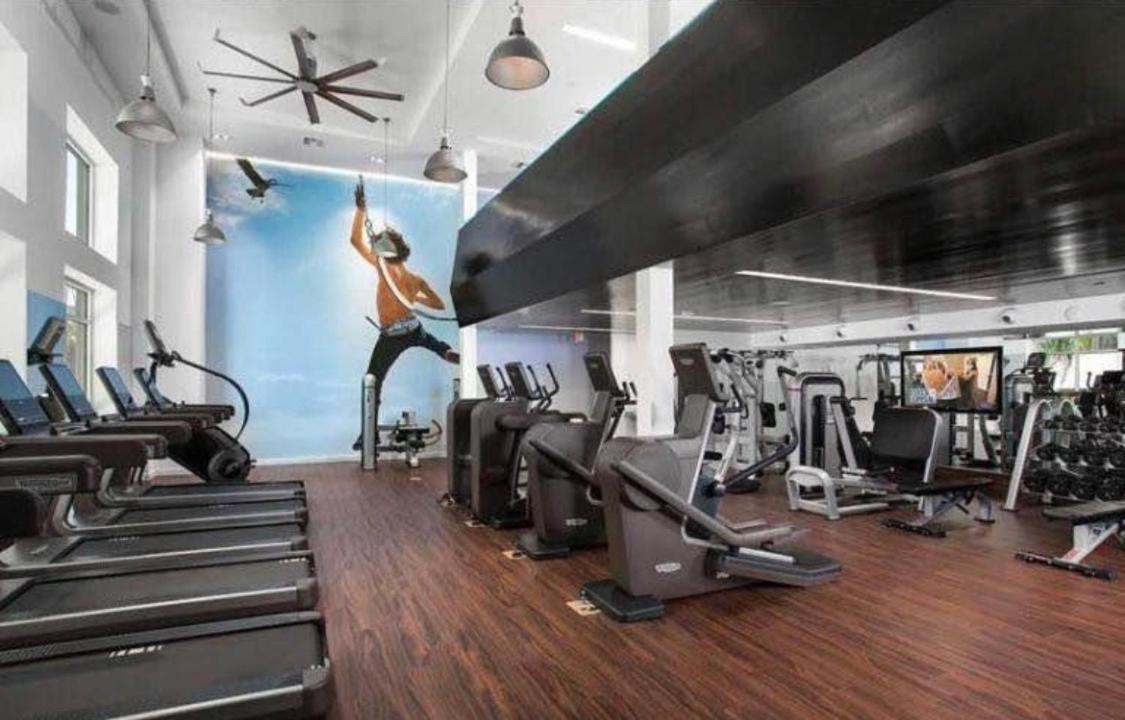 Luxury West Hollywood Gem With Pool & Hot Tub + Gym Los Angeles
